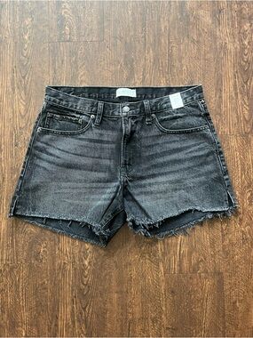 Abercrombie & Fitch Woman’s Boyfriend Mid Rise 90’s Cutoff Shorts Black  Sz 30